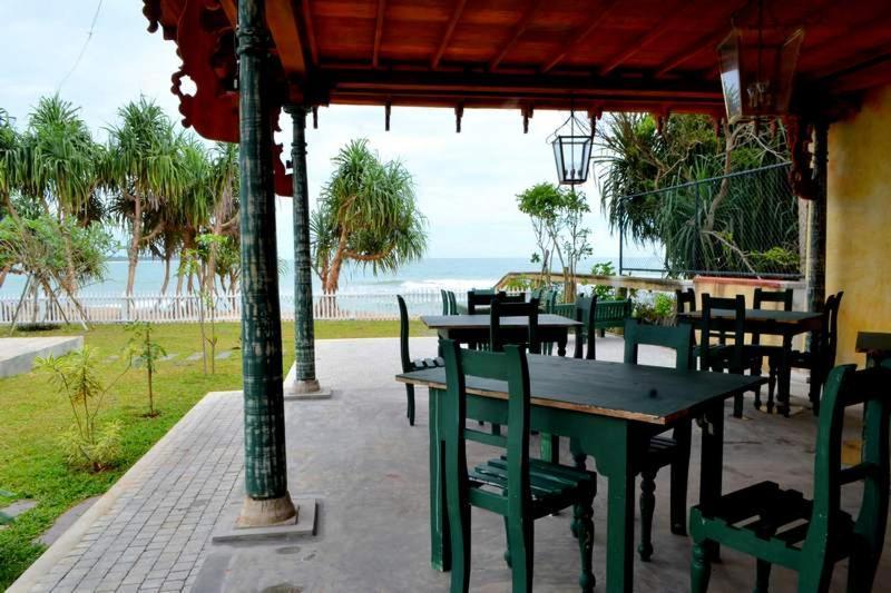 Guru Beach Resort Tangalle Kültér fotó